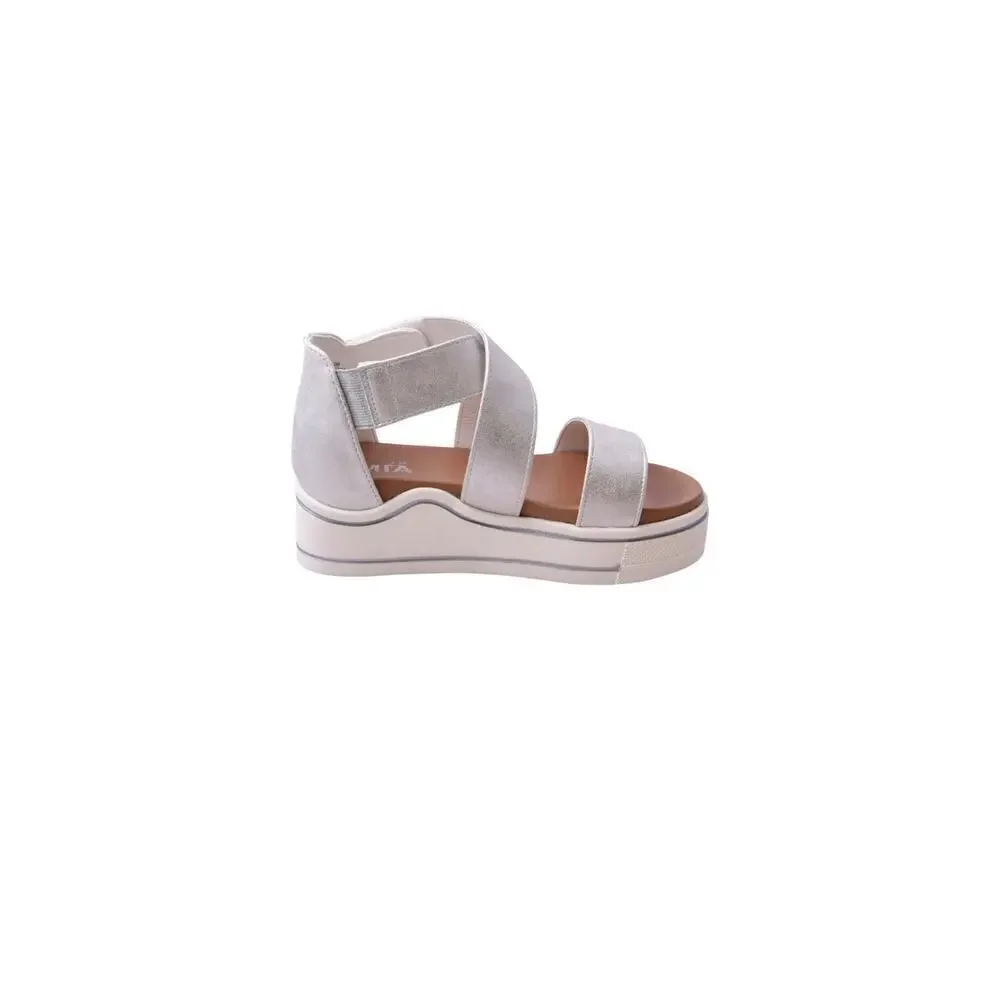 Mia Kids Minka-II Girl's Sandals Little/Big Hook/Closure Strap Shoes White. SZ-2